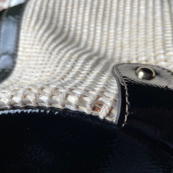 EUC AK Anne Klein Tote Bag - Black and Cream - Classic Basket Weave Texture - Picture 7 of 7